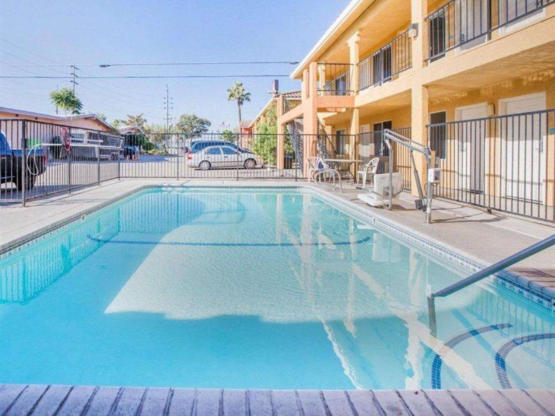 Econo Lodge Inn & Suites Lodi - Wine Country Area Luaran gambar