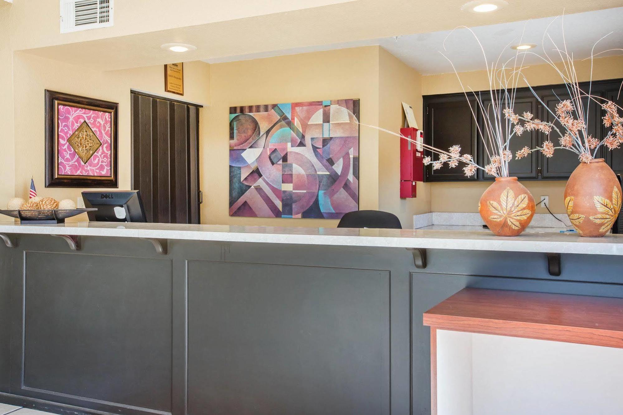 Econo Lodge Inn & Suites Lodi - Wine Country Area Luaran gambar