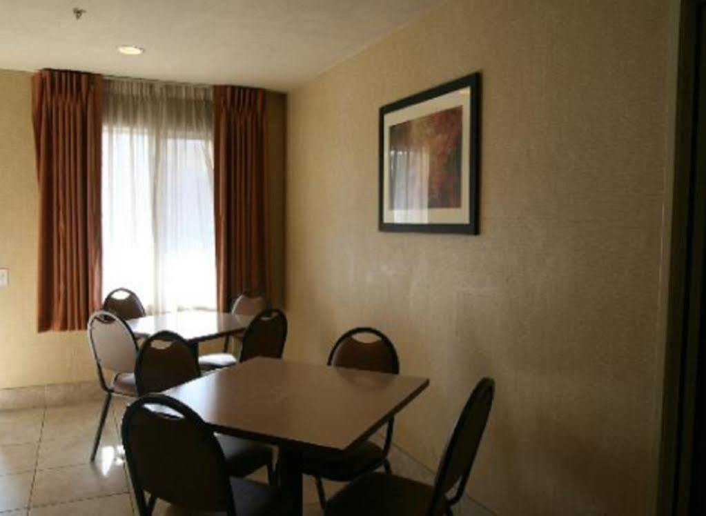 Econo Lodge Inn & Suites Lodi - Wine Country Area Luaran gambar